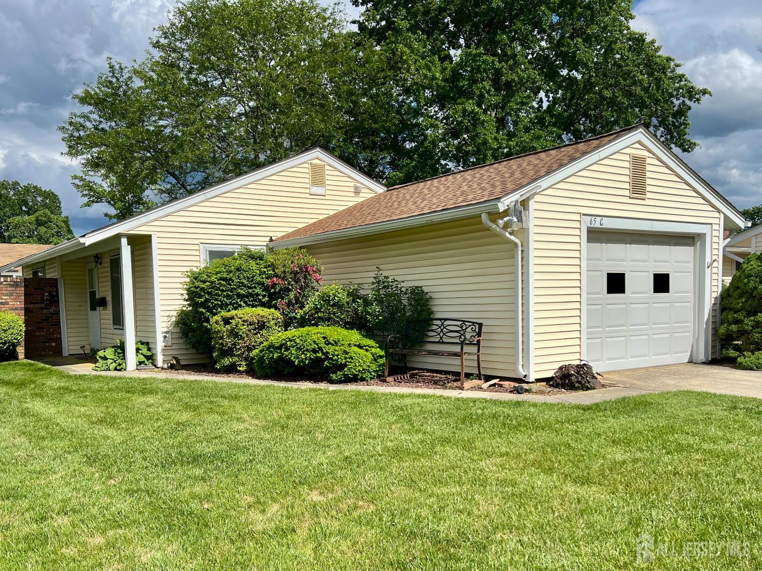 65 Essex Road, Monroe Township, New Jersey image 2