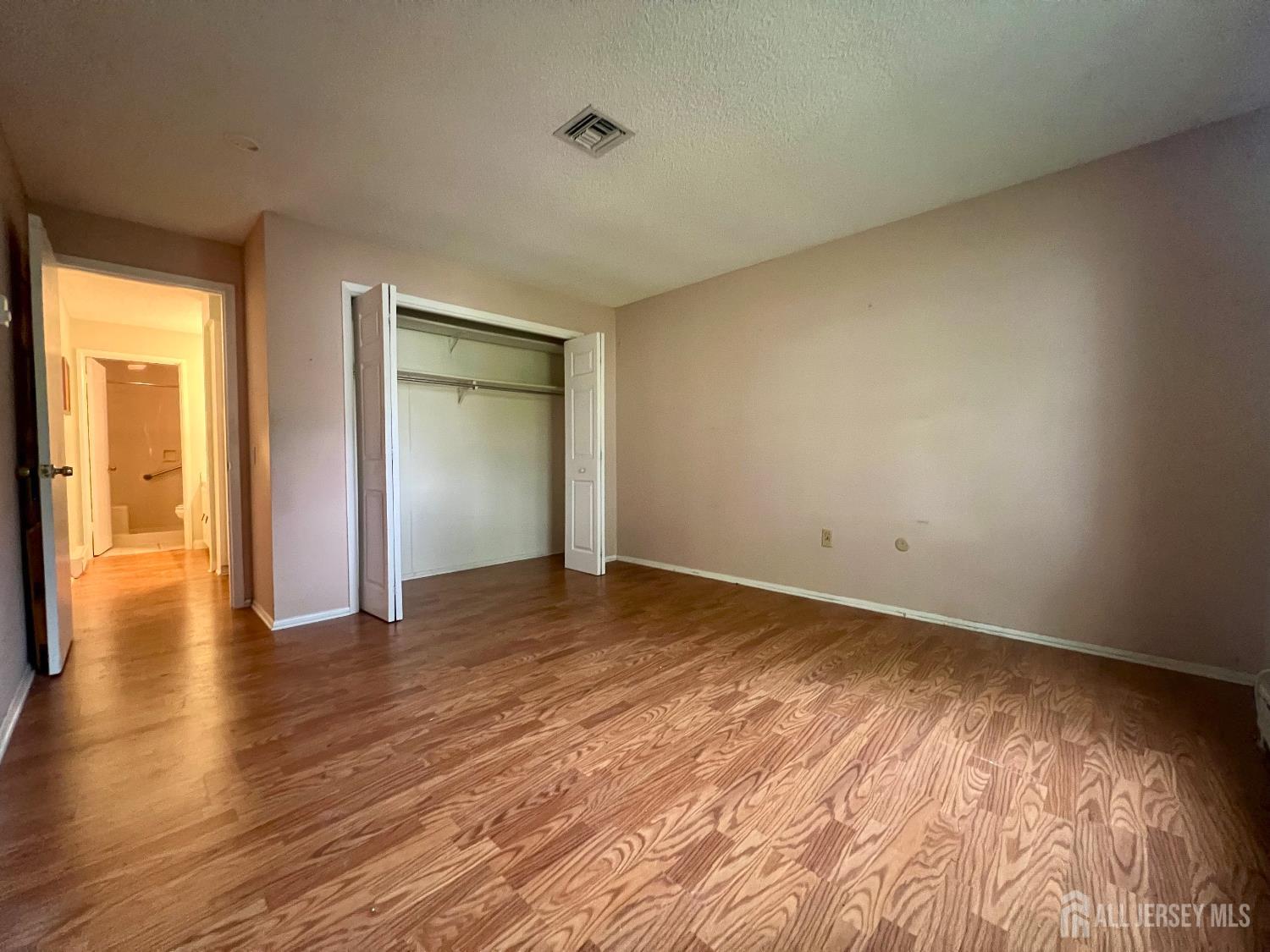 65 Essex Road, Monroe Township, New Jersey image 18