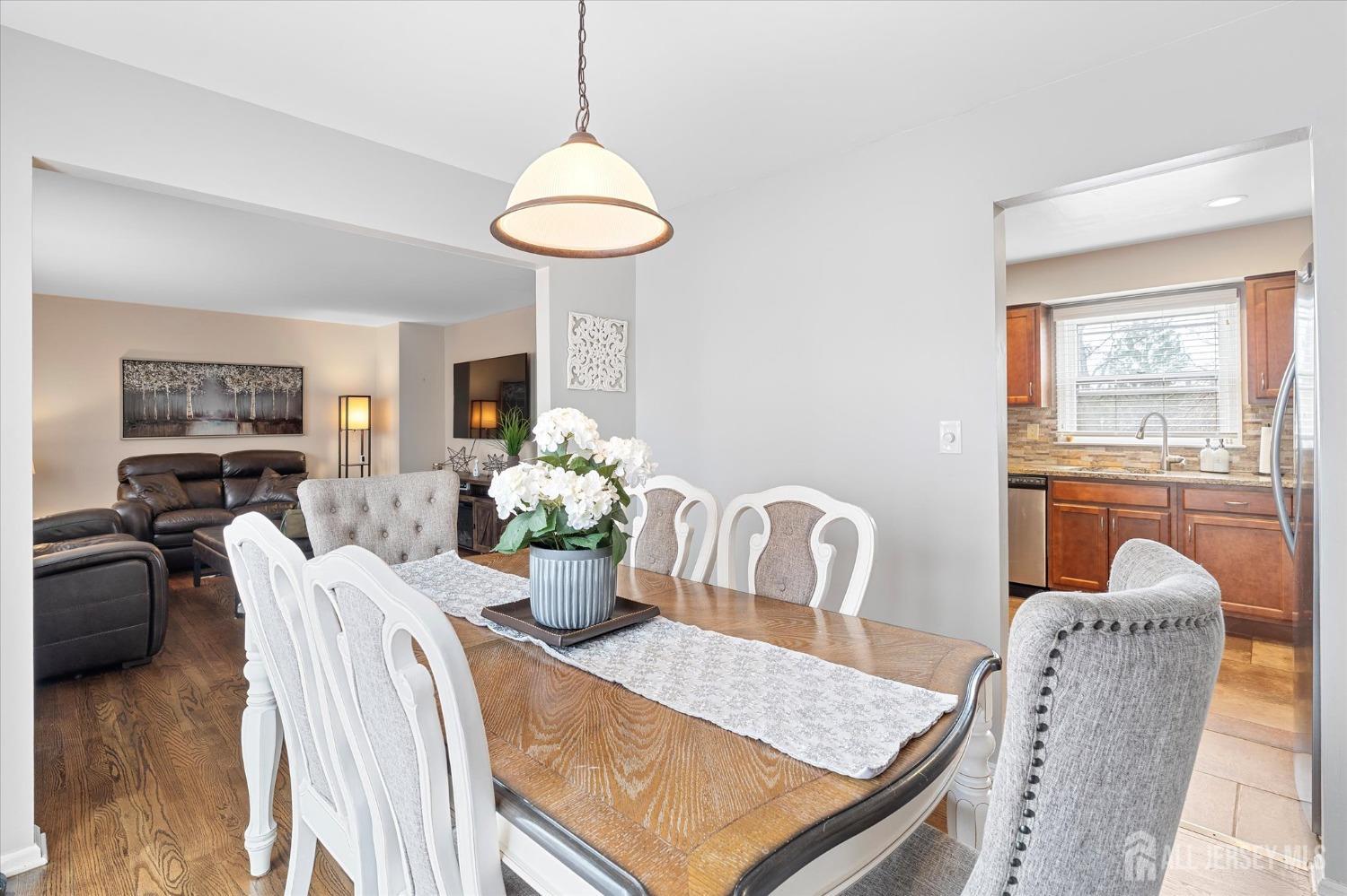 8 Canterbury Court, Sayreville, New Jersey image 8