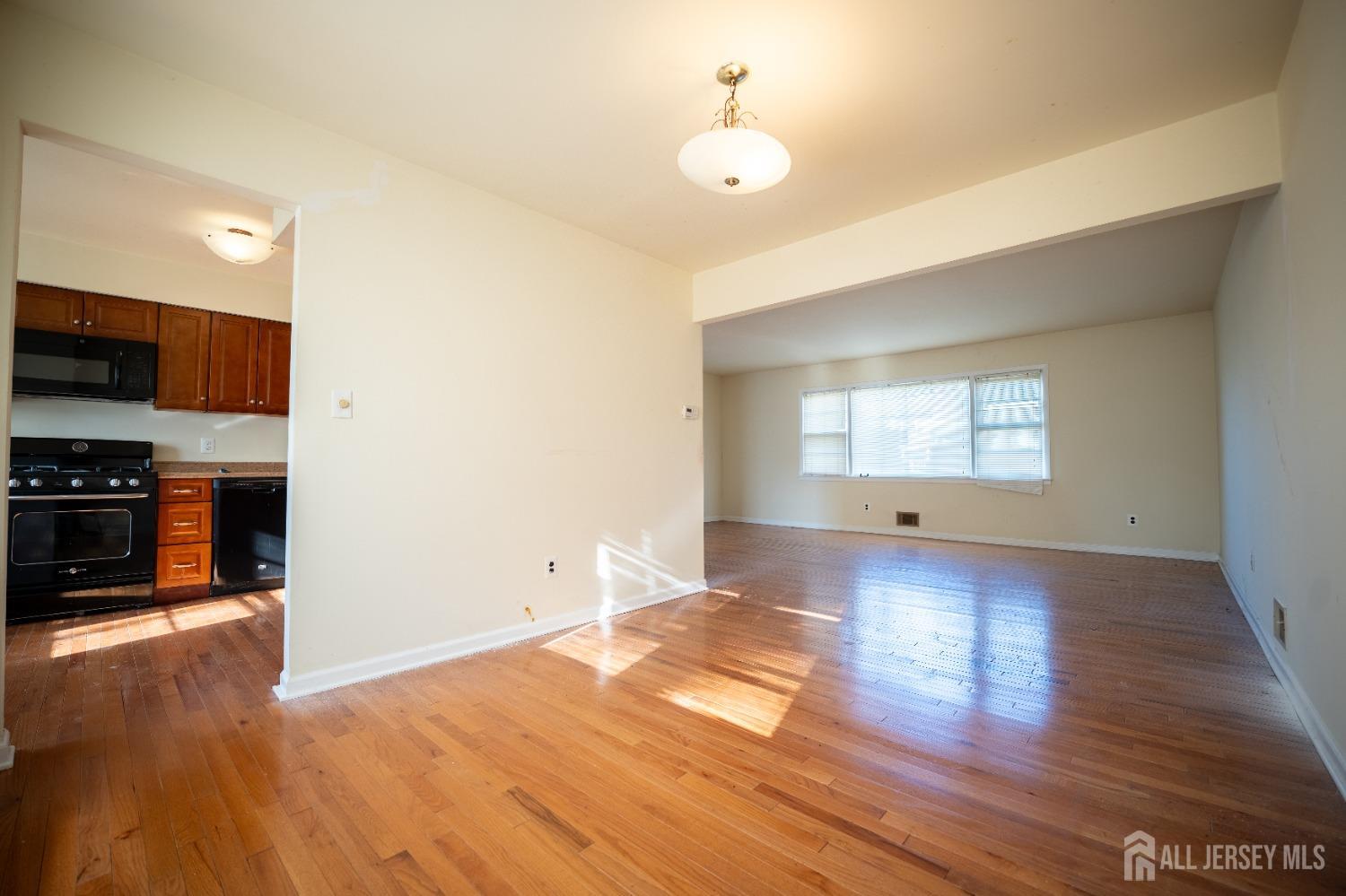 1055 Rudyard Drive, Perth Amboy, New Jersey image 12