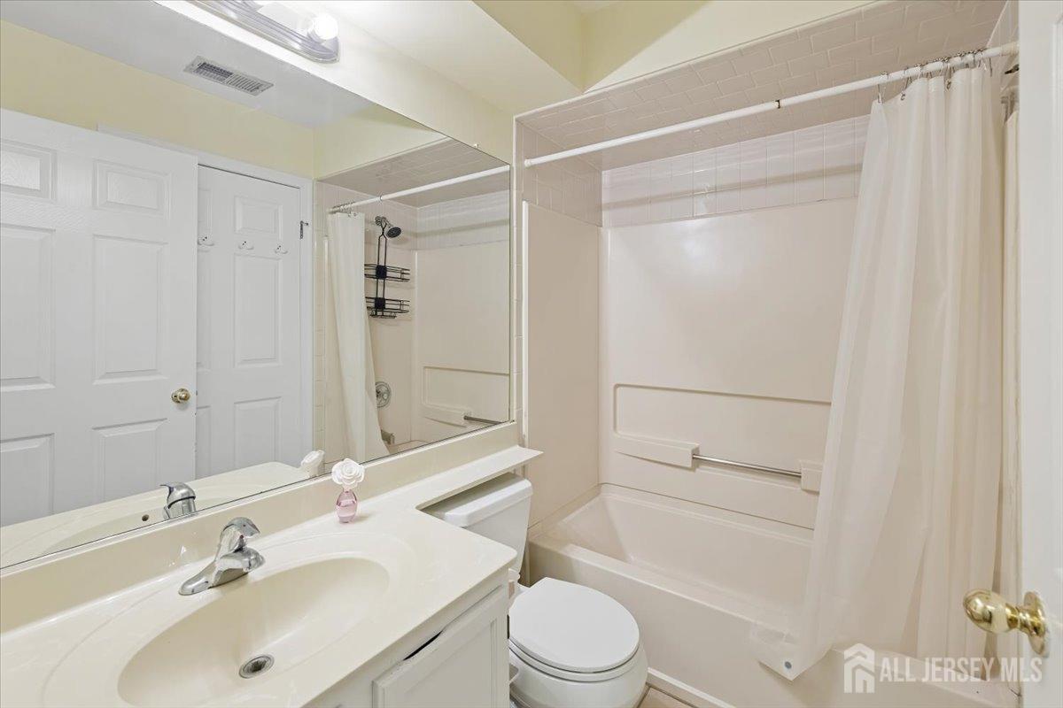 921 Waterford Drive #921, Edison, New Jersey image 28