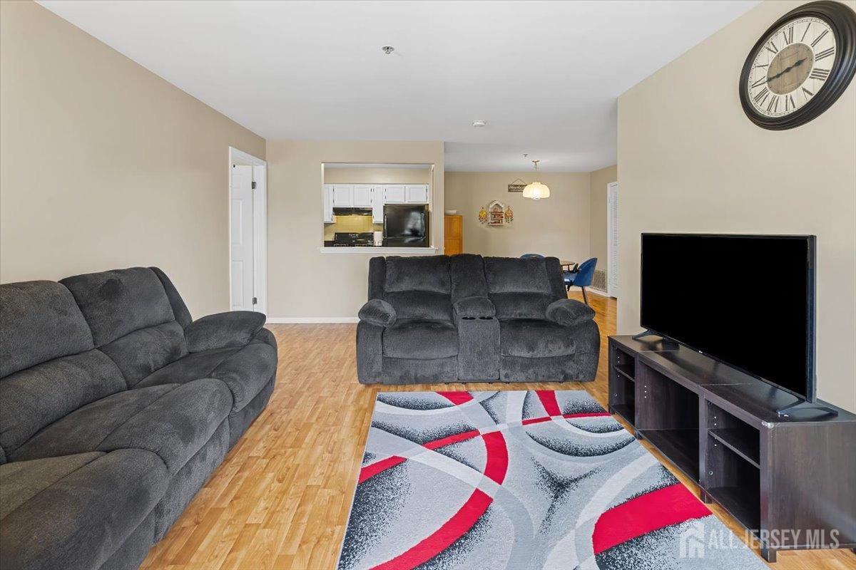 921 Waterford Drive #921, Edison, New Jersey image 13