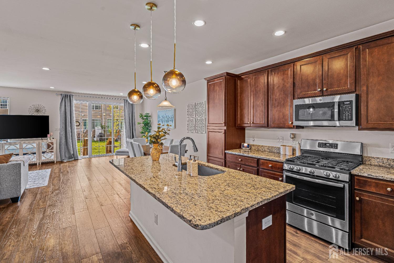 22 Larkspur Lane #22, Monroe Township, New Jersey image 3