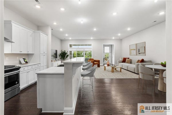 38 HAMILTON DR, CRANBURY, NJ 08512 - Image 7c3a23a7114ecda5cc6fa85aa85f7df6/3225375352