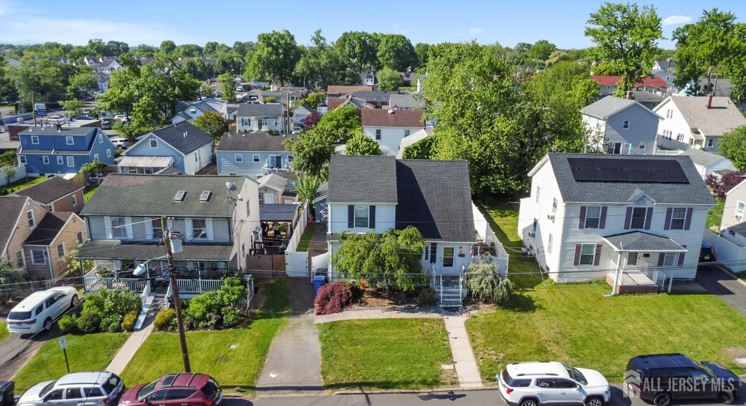 81 Lockwood Avenue