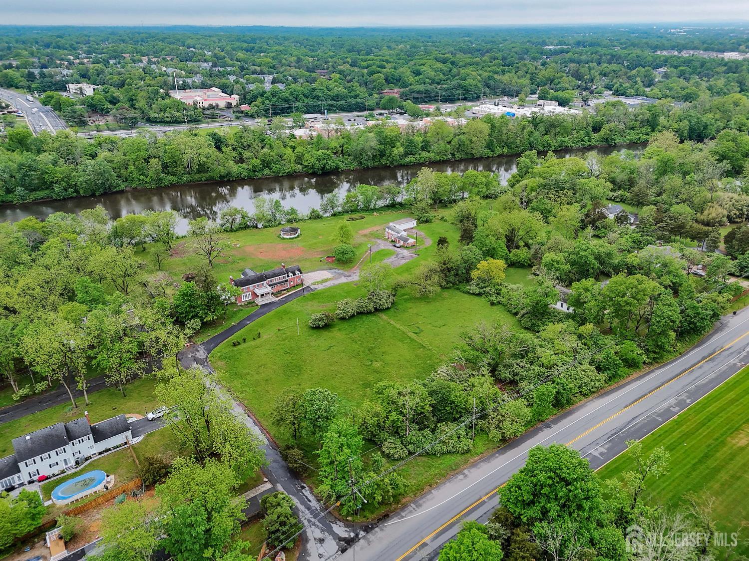 964 River Road, Piscataway, New Jersey image 6