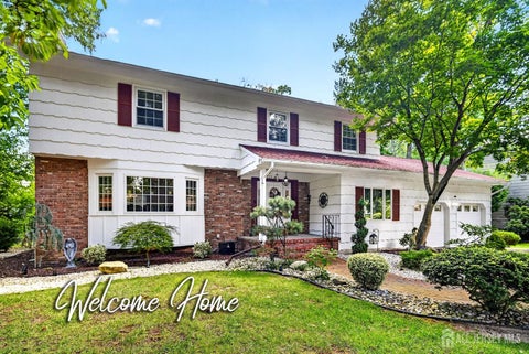 Homes For Sale - 3 Shady Lane<br/> East Brunswick, NJ 08816