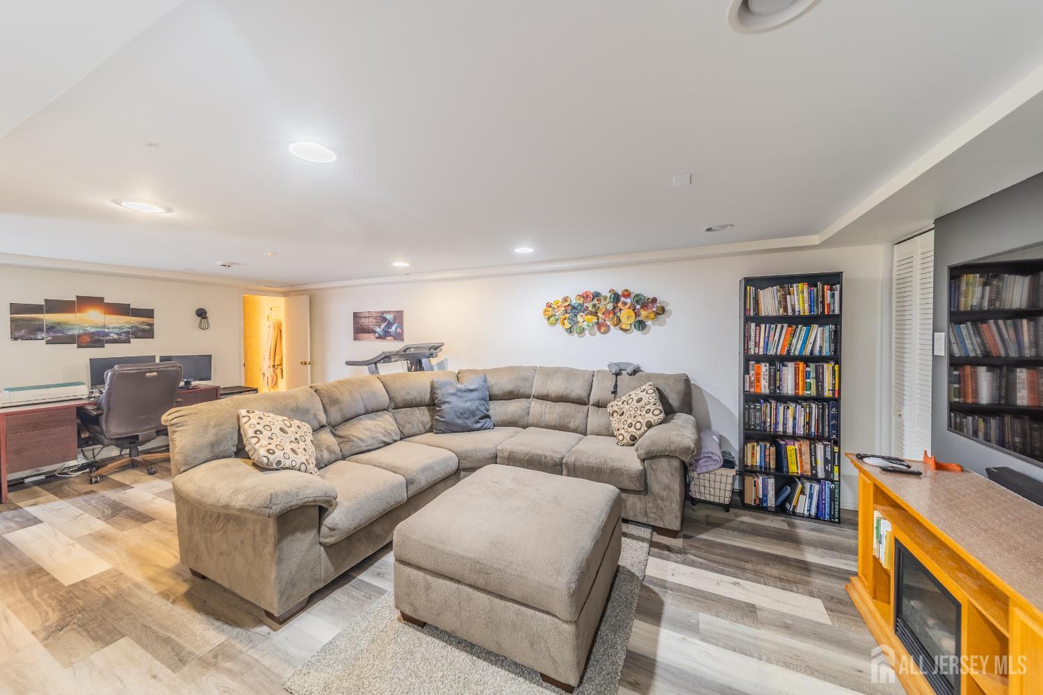 119 Carteret Avenue, Carteret, New Jersey image 19