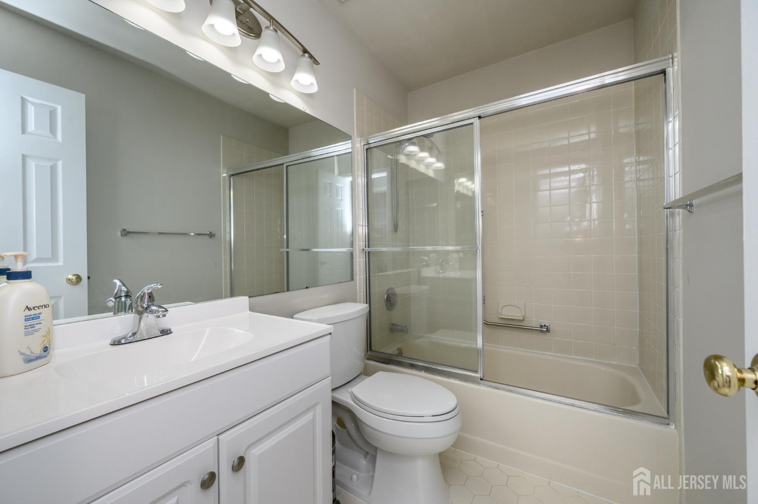 3-F Chadwick Lane, Monroe Township, New Jersey image 34