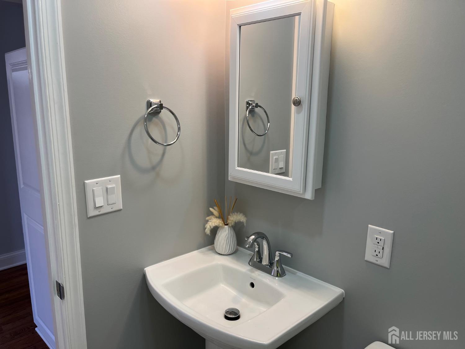 36 Hawthorne Drive, Franklin, New Jersey image 6