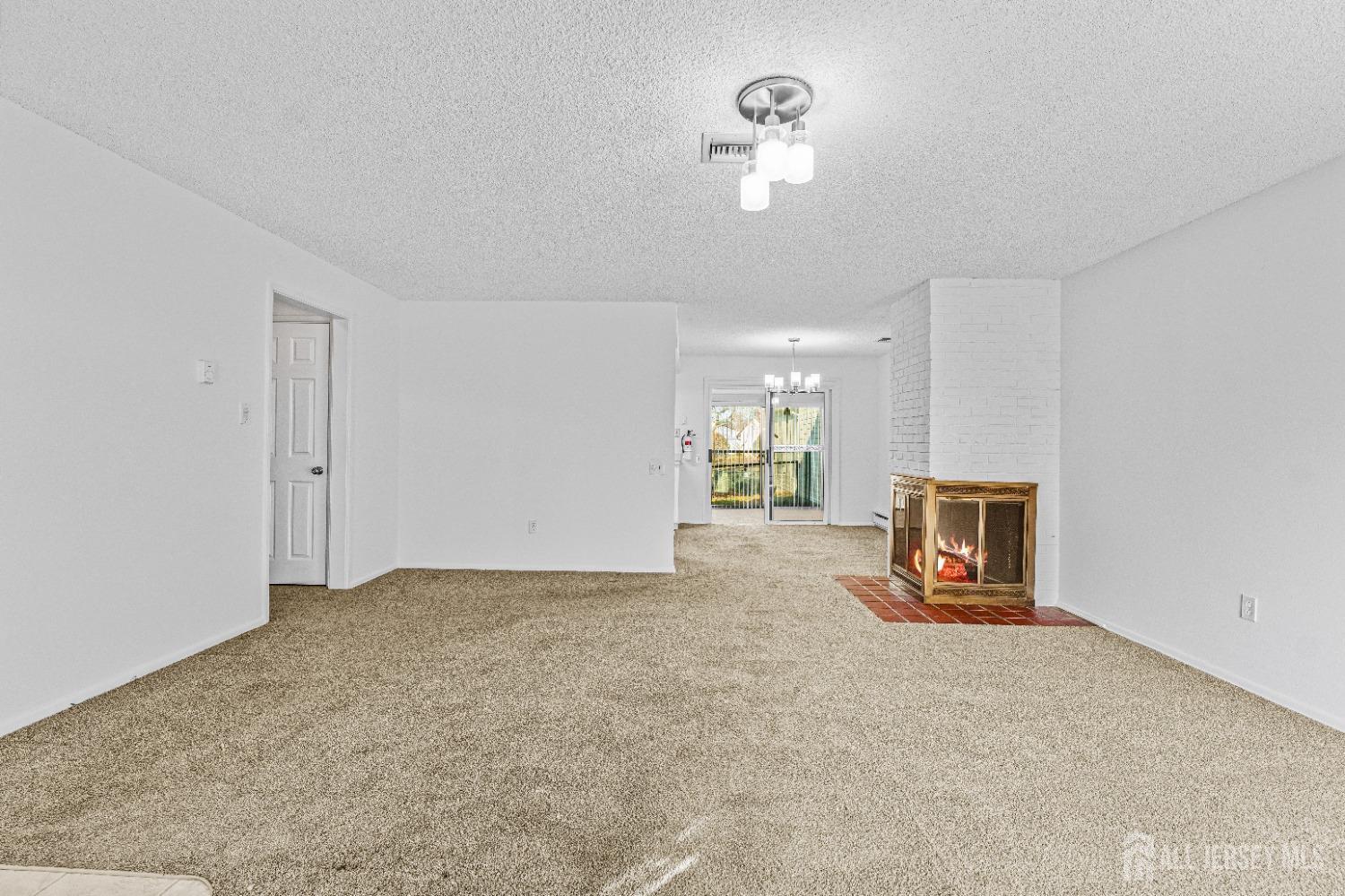 6-A Aspen Plaza, Monroe Township, New Jersey image 4