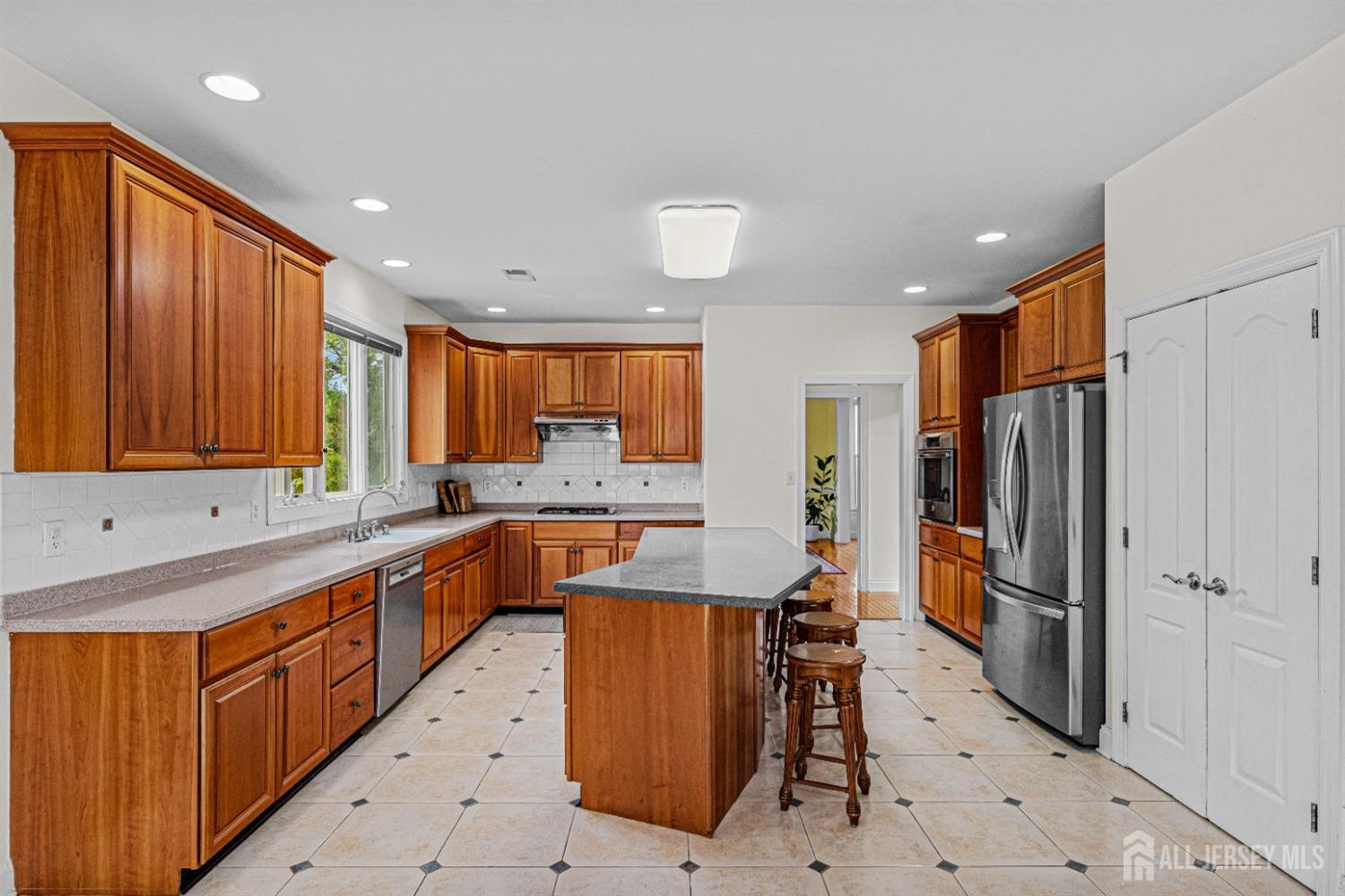 10 Barnyard Court, Plainsboro, New Jersey image 25