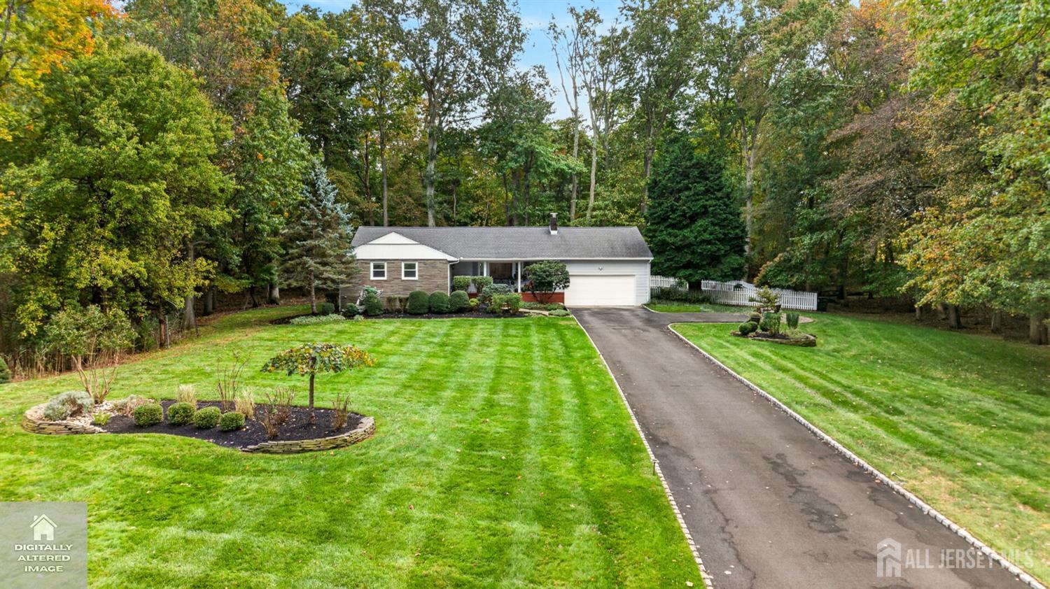 25 Willow Lane