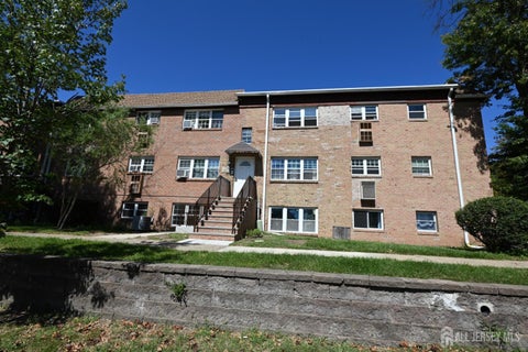 Condo For Sale - 271 College Drive<br/> Edison, NJ 08817