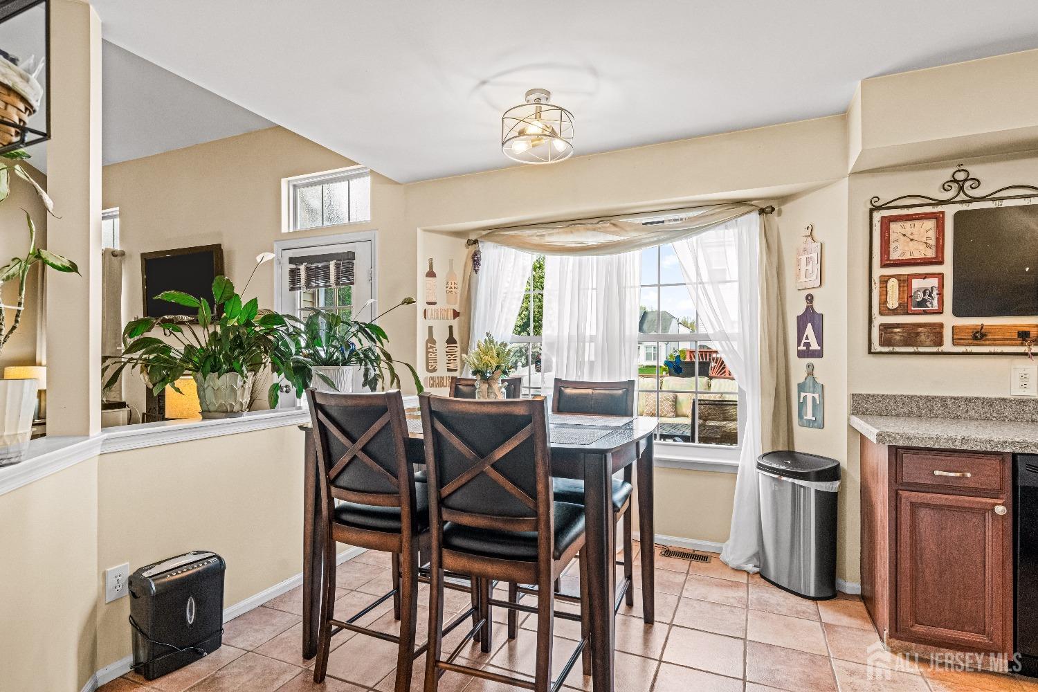16 Dryden Drive, Burlington, New Jersey image 13