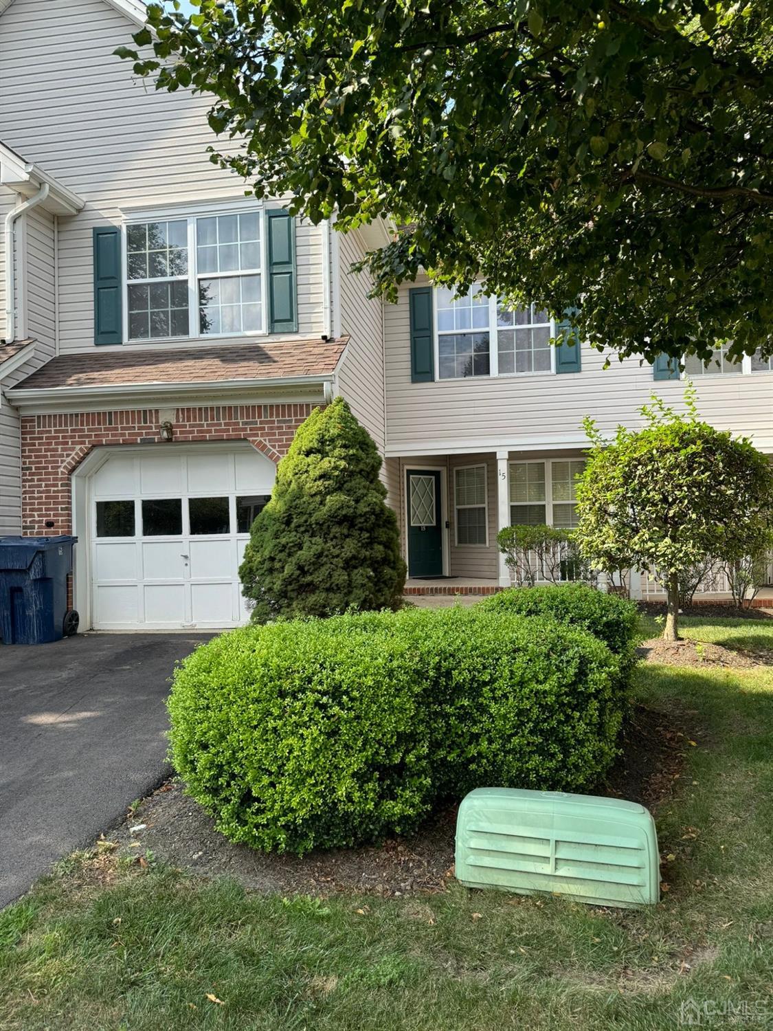 View North Brunswick, NJ 08902 condo