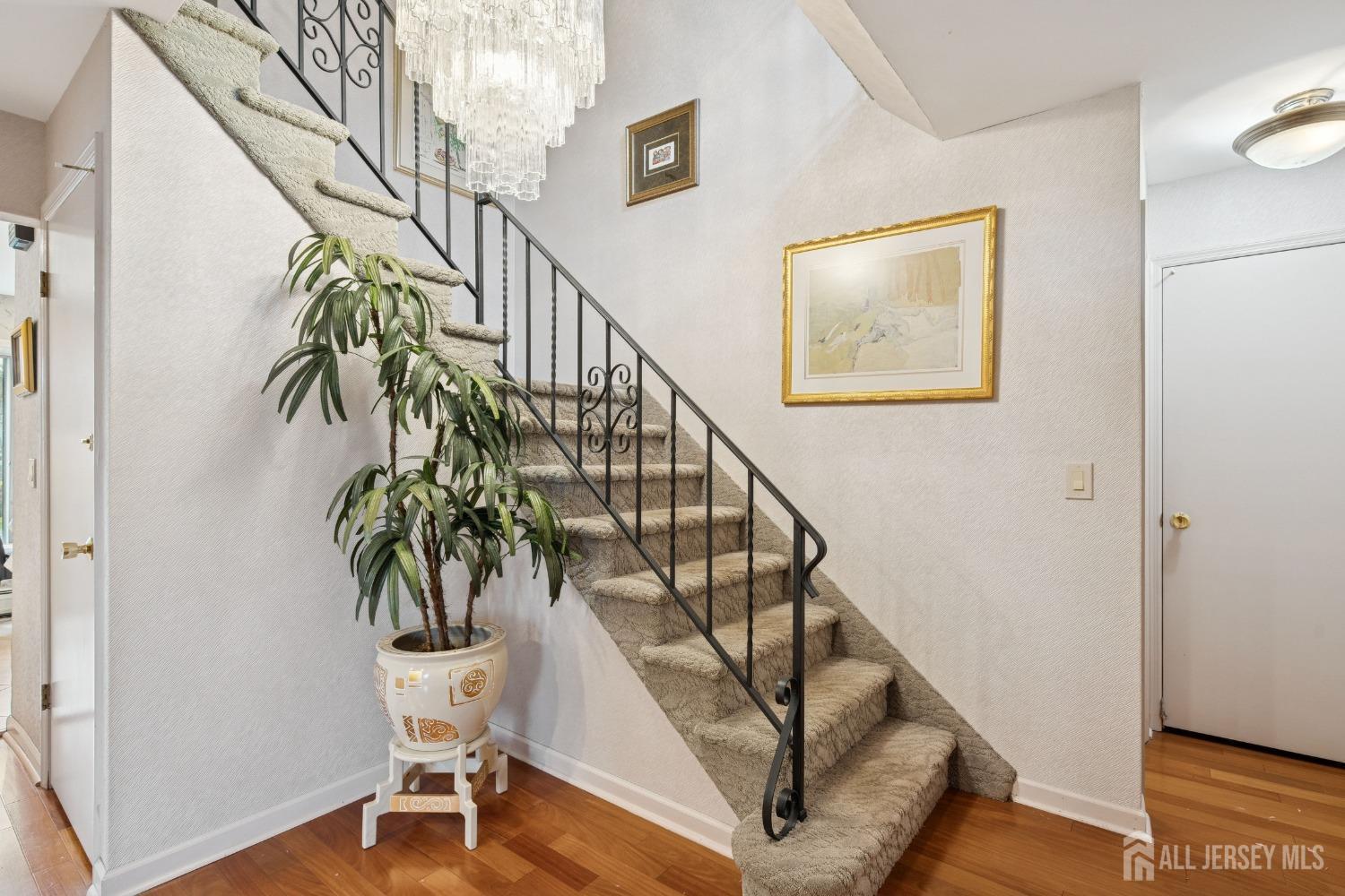 35 Edgemount Road, Edison, New Jersey image 6
