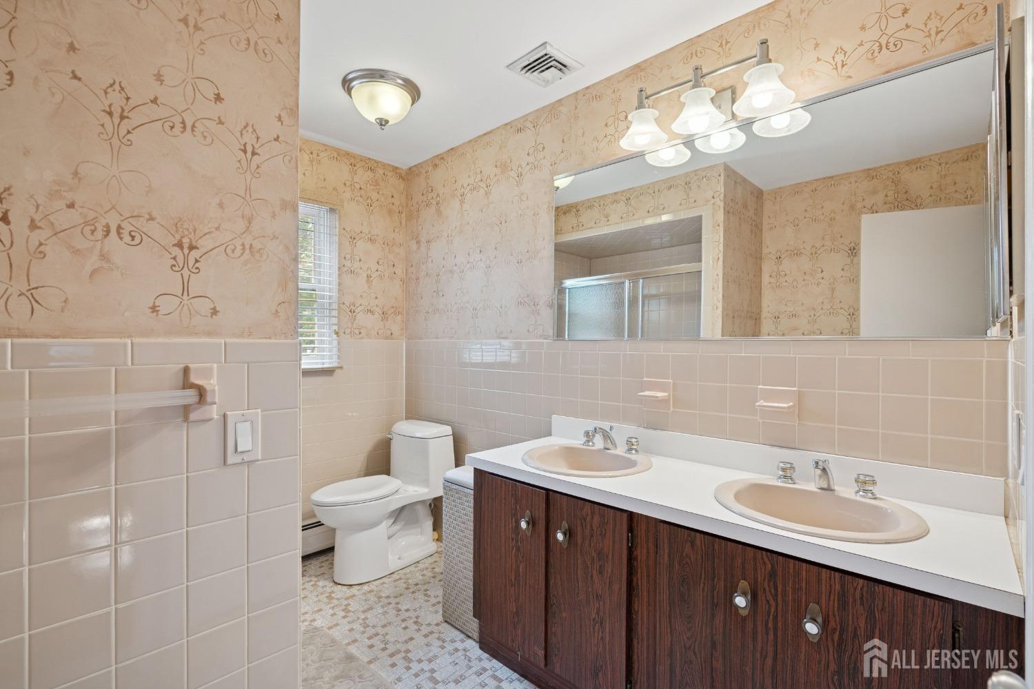 35 Edgemount Road, Edison, New Jersey image 25