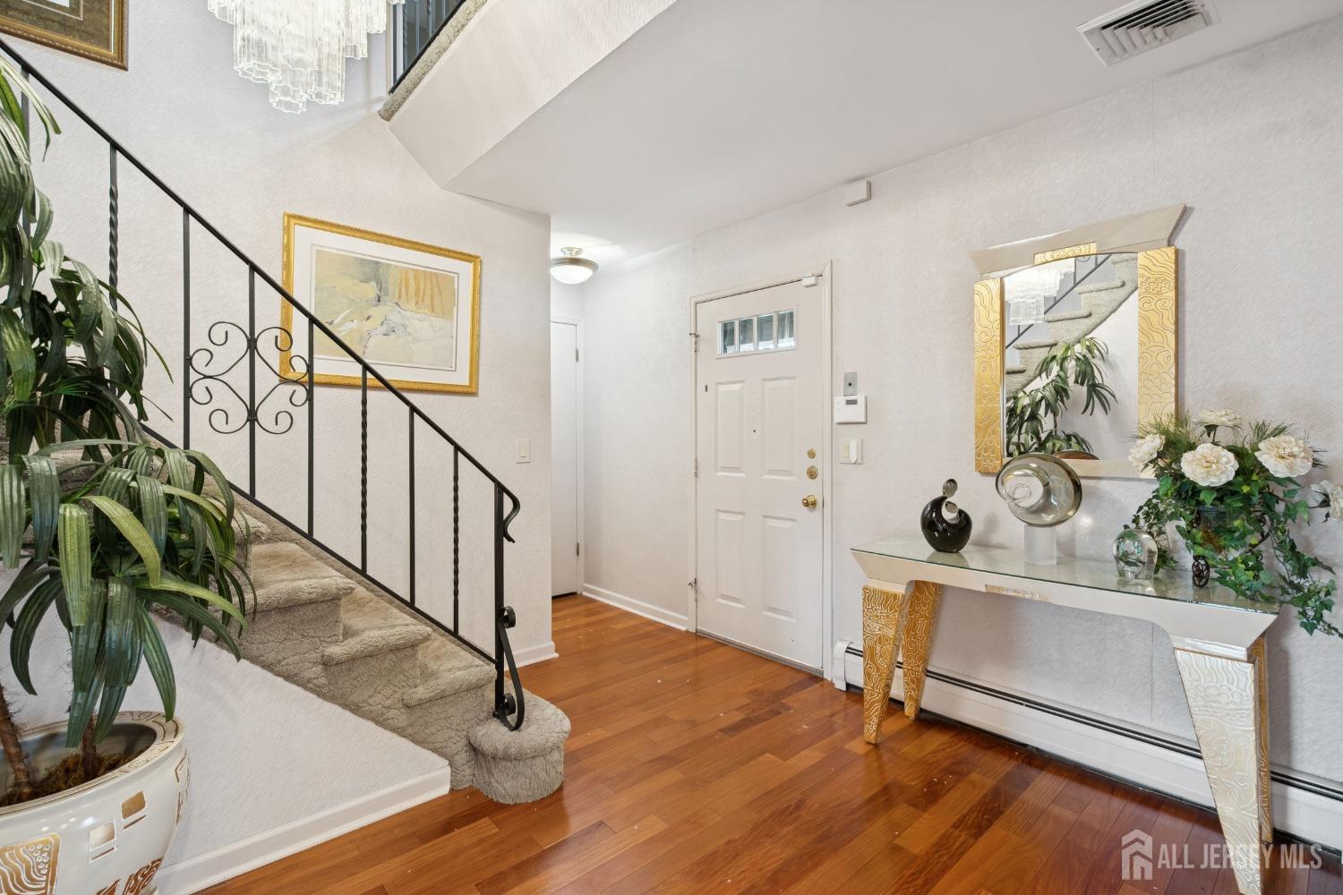 35 Edgemount Road, Edison, New Jersey image 5