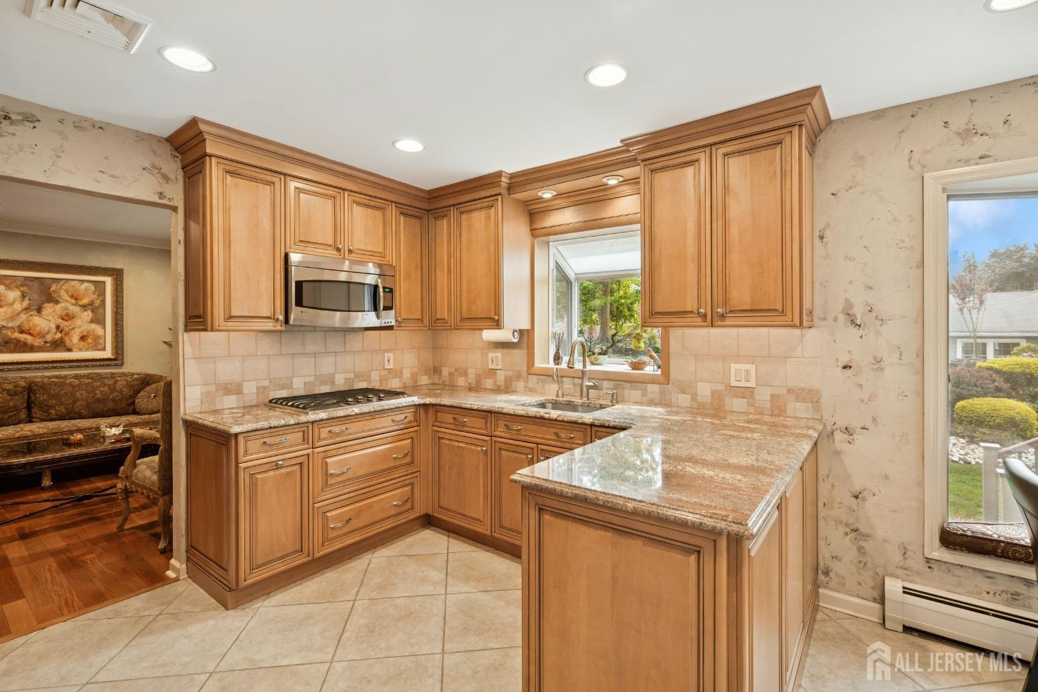 35 Edgemount Road, Edison, New Jersey image 10