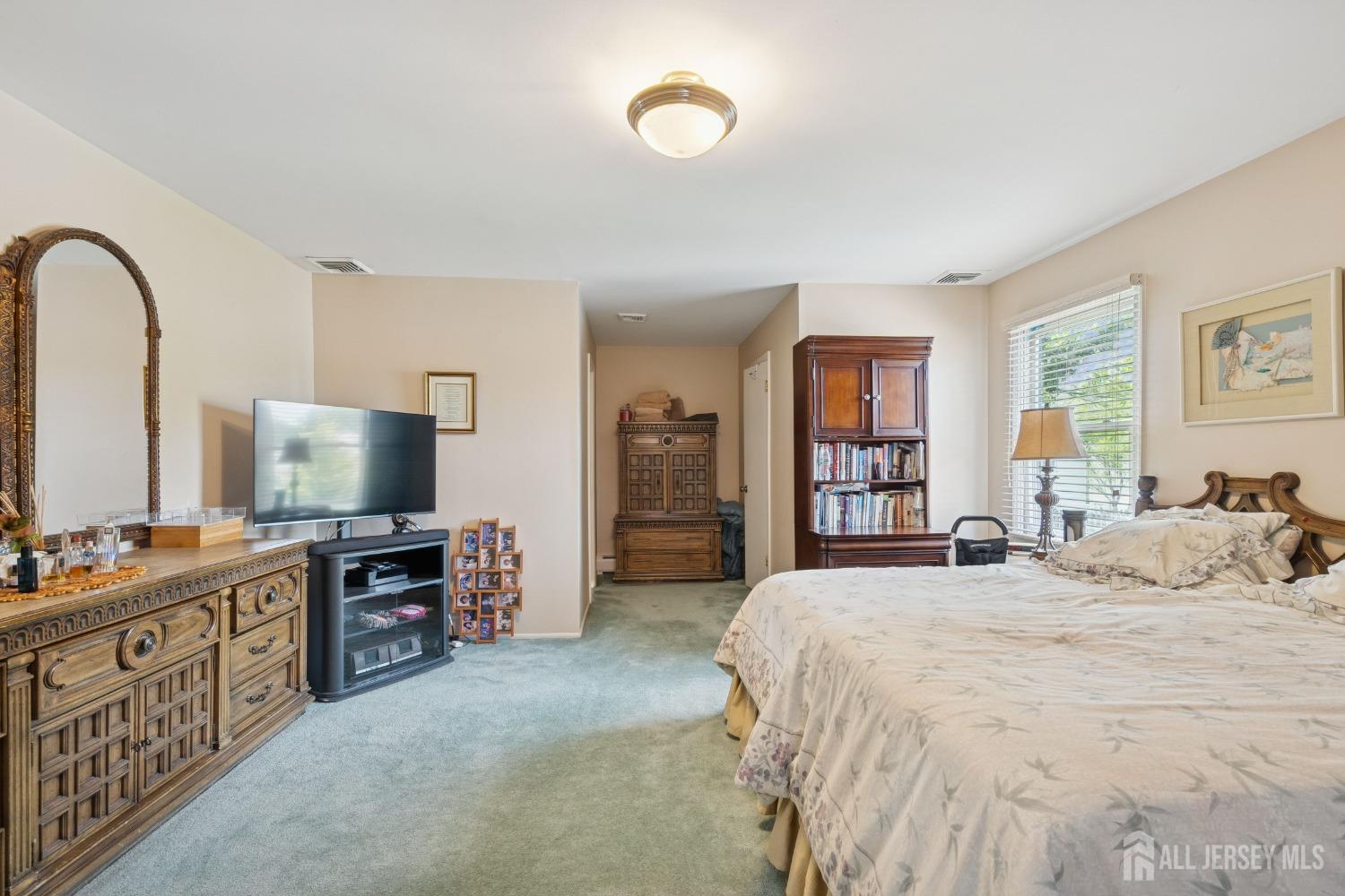 35 Edgemount Road, Edison, New Jersey image 19