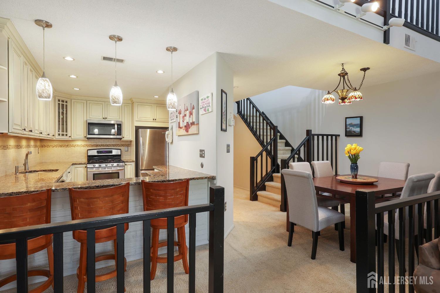 21 Lexington Circle, Old Bridge, New Jersey image 14