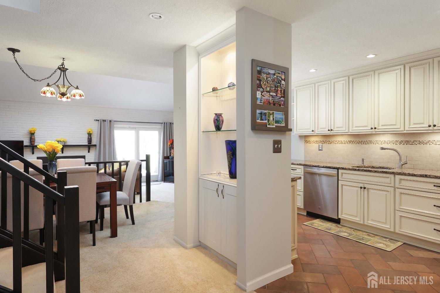 21 Lexington Circle, Old Bridge, New Jersey image 12