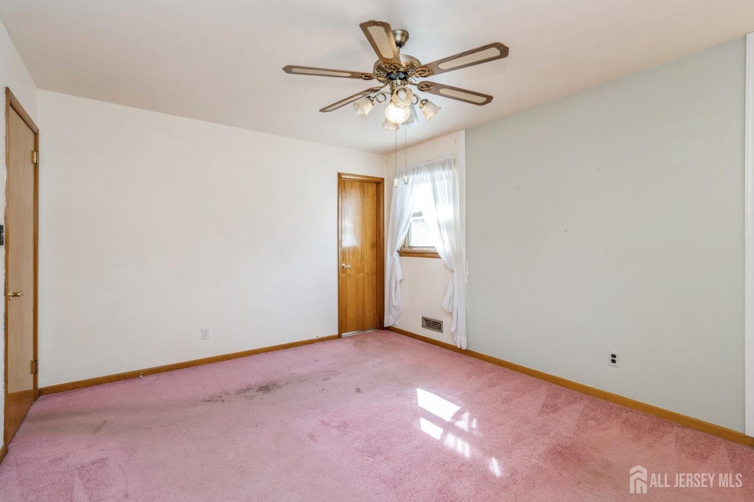 965 New Dover Road, Edison, New Jersey image 18
