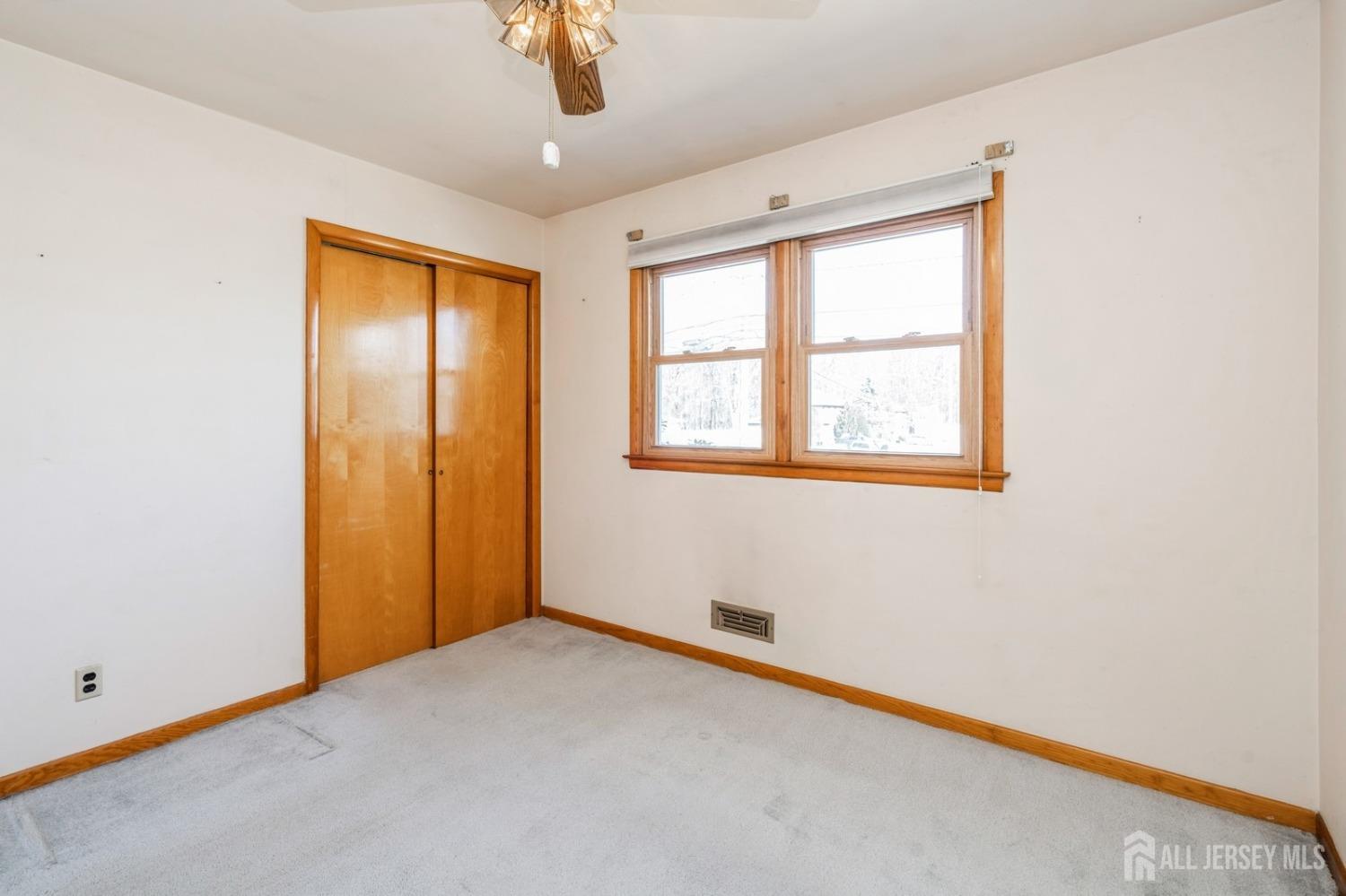965 New Dover Road, Edison, New Jersey image 22