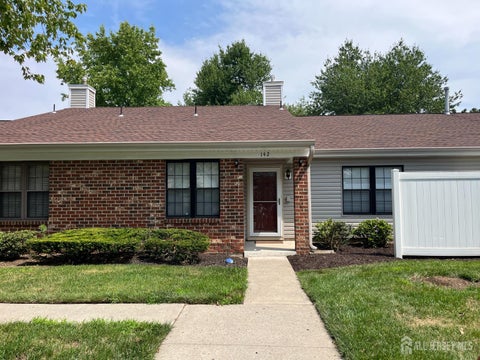 Condo For Sale - 142 Wycoff Way<br/> Middlesex County, East Brunswick, NJ 08816