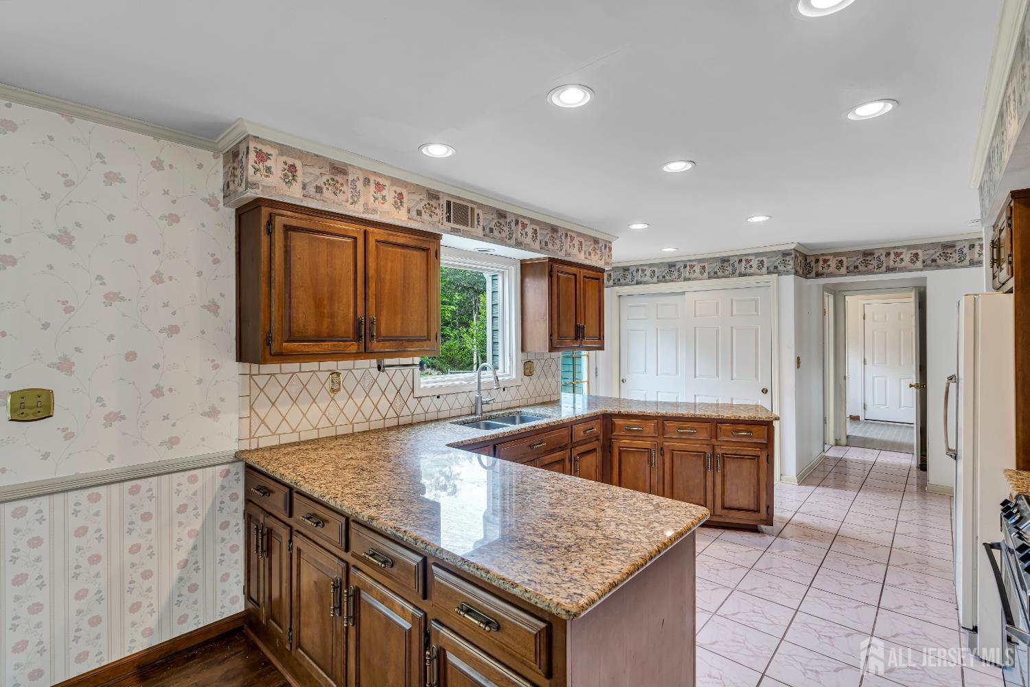 21 Shadyside Court, Branchburg, New Jersey image 24