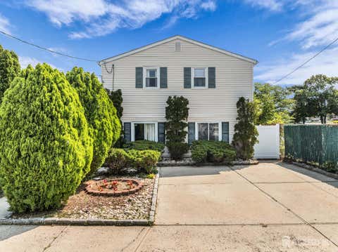 Homes For Sale - 12 Jacobson Street<br/> Sayreville, NJ 08872