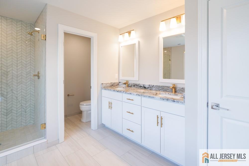 North Brunswick, New Jersey, 08850, United States, 5 Bedrooms Bedrooms, ,4 BathroomsBathrooms,Residential,Active,2036338
