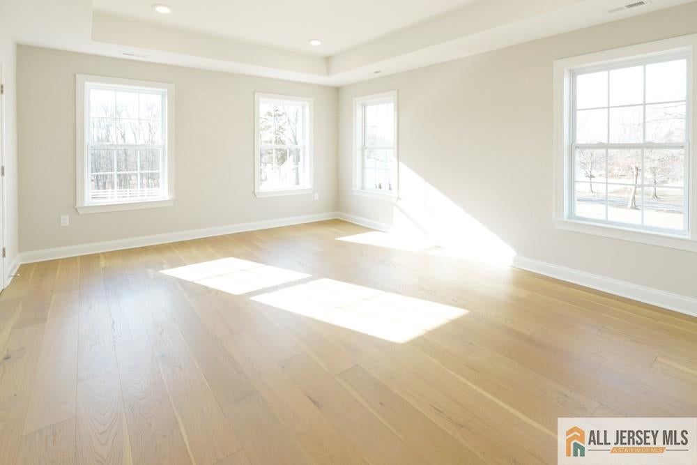 North Brunswick, New Jersey, 08850, United States, 5 Bedrooms Bedrooms, ,4 BathroomsBathrooms,Residential,Active,2036338