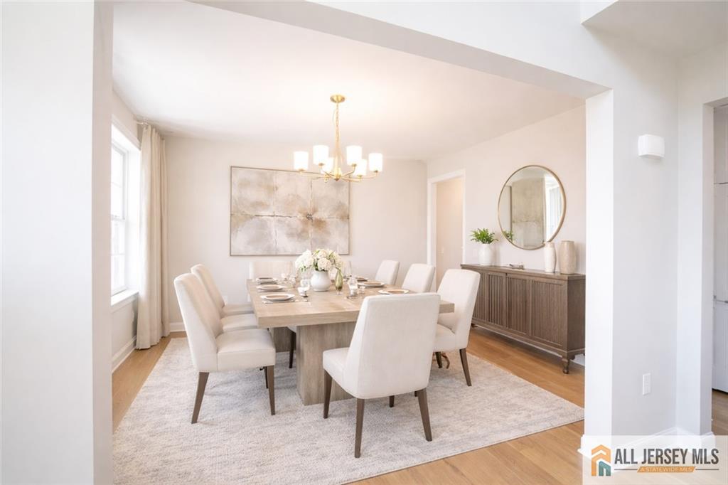 North Brunswick, New Jersey, 08850, United States, 5 Bedrooms Bedrooms, ,4 BathroomsBathrooms,Residential,Active,2036338
