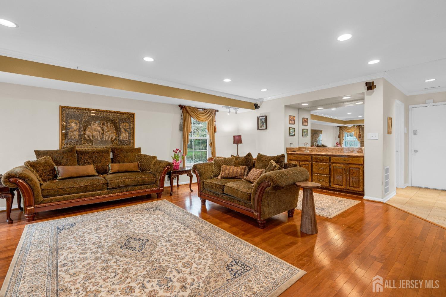 2 Pine Ridge Drive Drive, Edison, New Jersey image 11