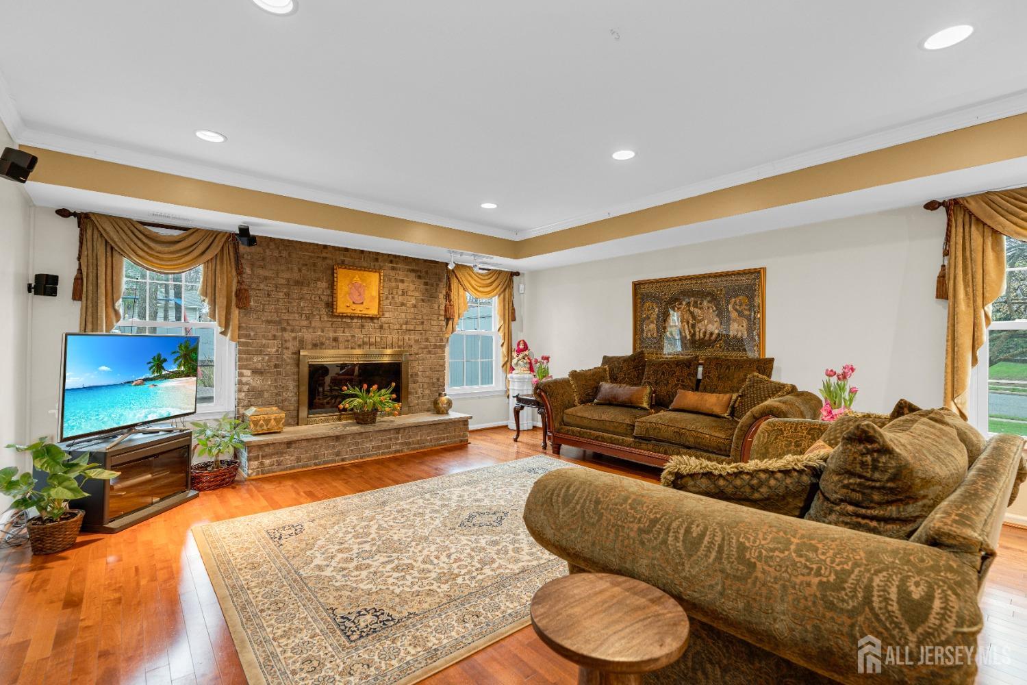2 Pine Ridge Drive Drive, Edison, New Jersey image 10