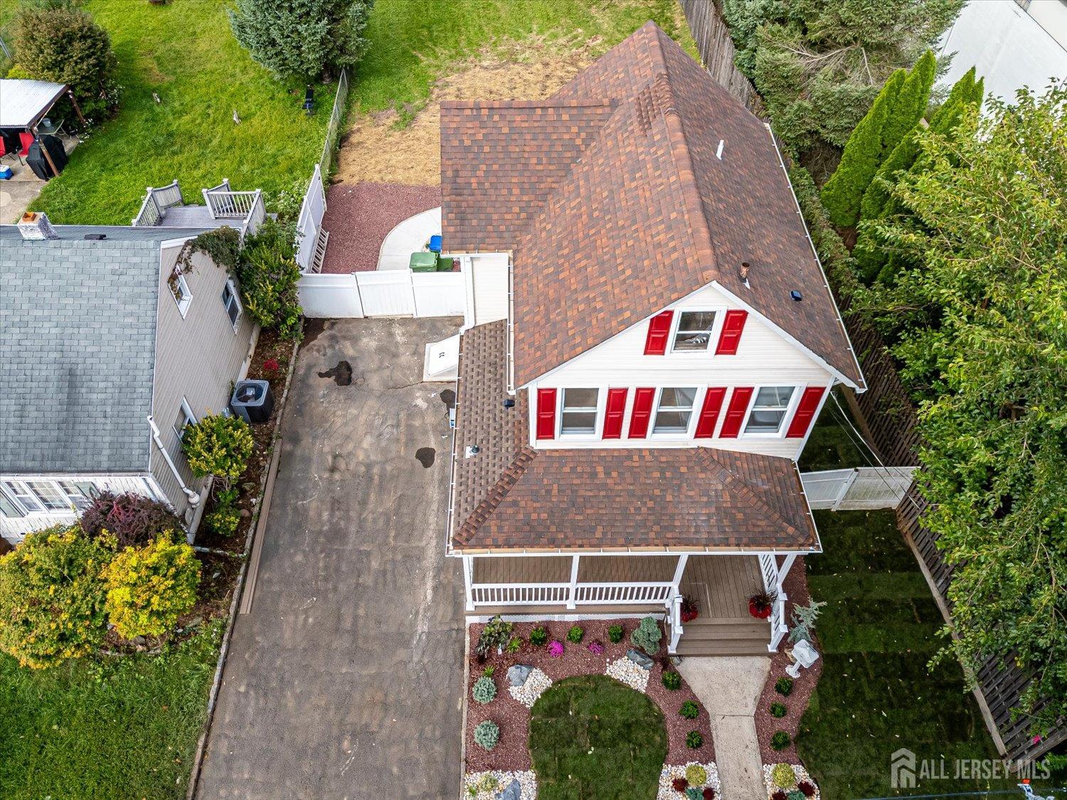 8 Fox Road