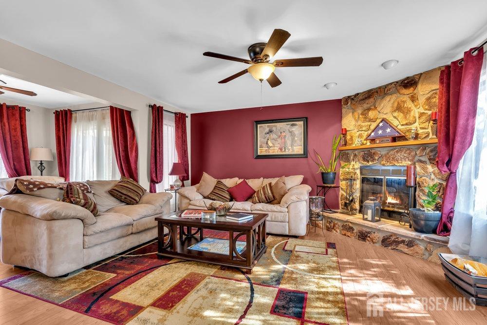 102 Diamond Lane, Old Bridge, New Jersey image 2