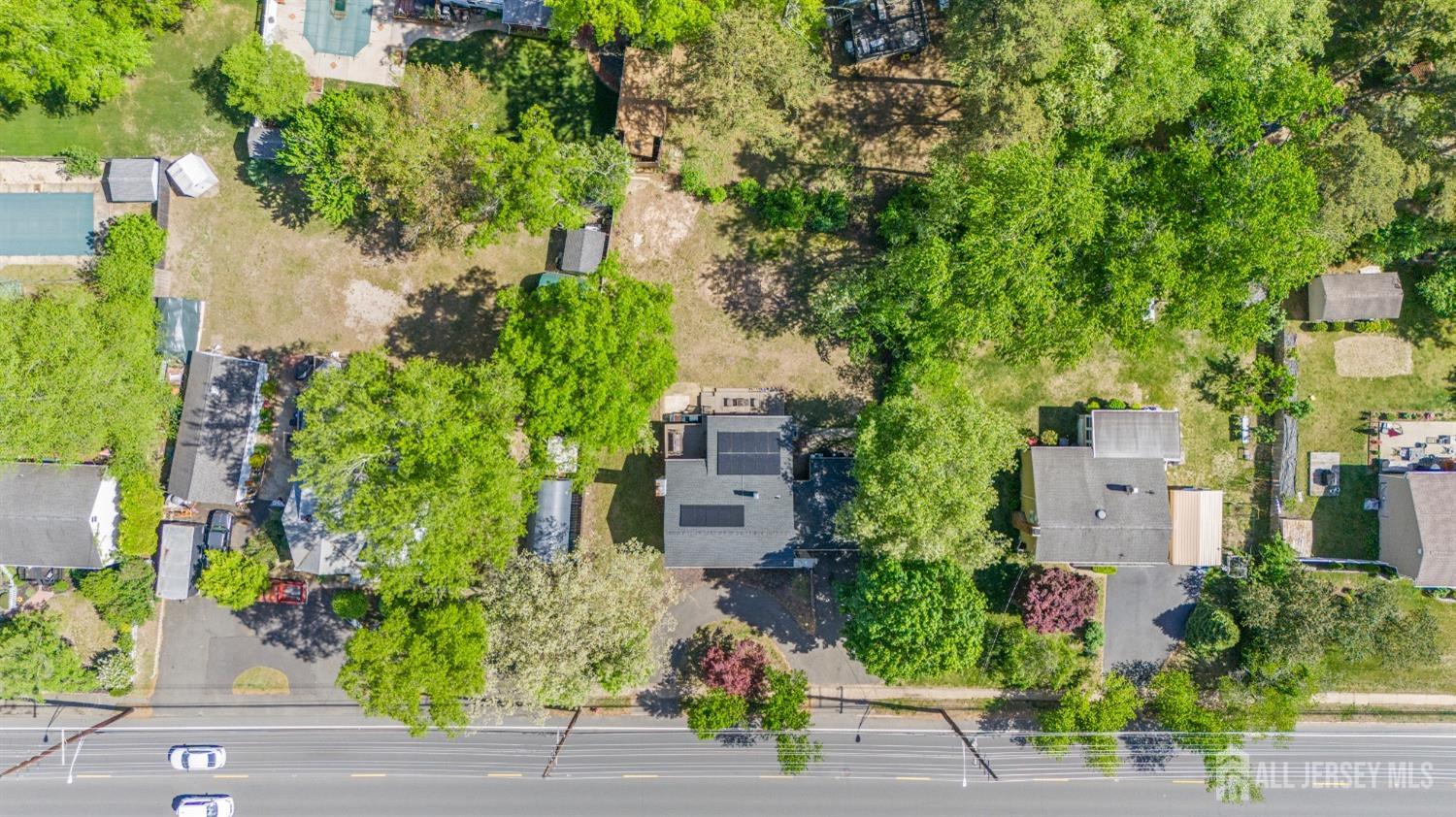 411 Manalapan Road, Spotswood, New Jersey image 40