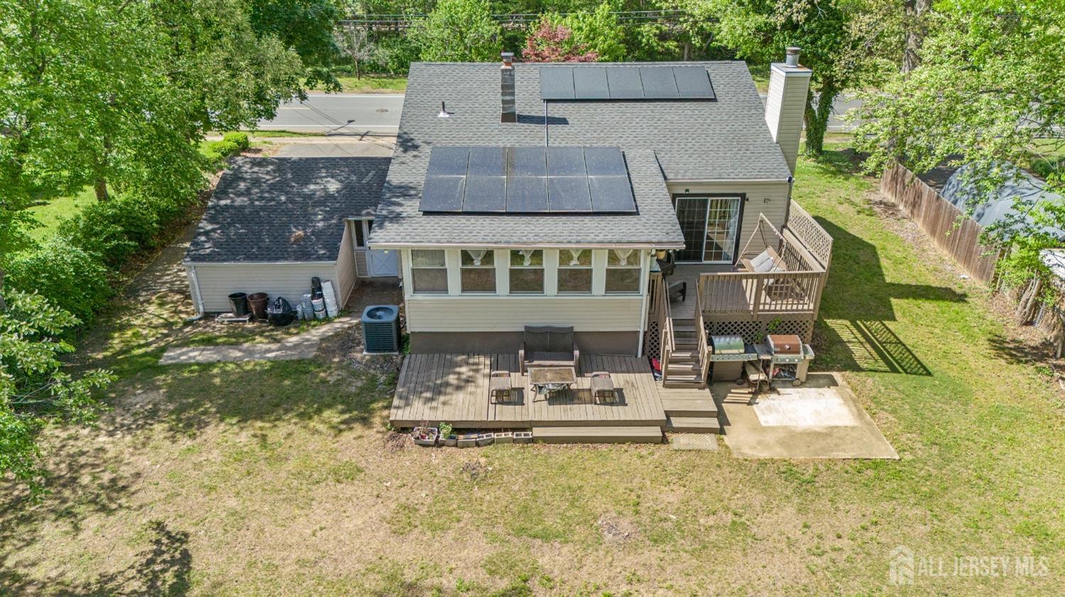 411 Manalapan Road, Spotswood, New Jersey image 30