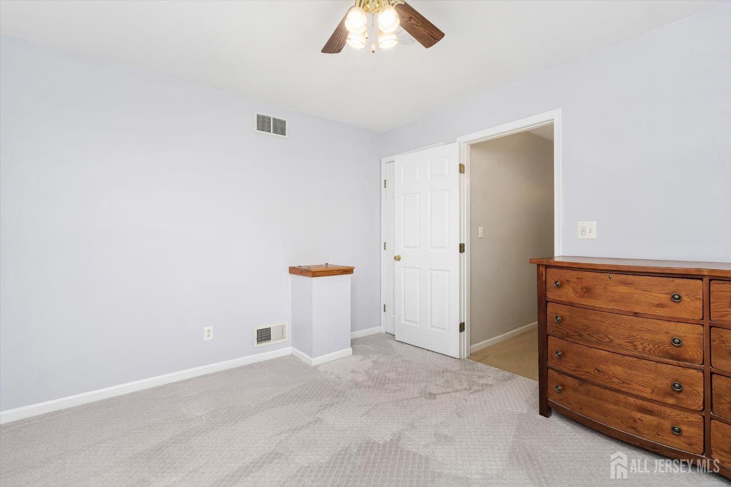 63 Iron Bridge Road, Hamilton, New Jersey image 19