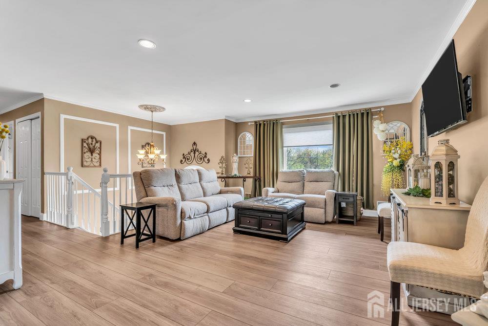 6 Muravski Court, South River, New Jersey image 5