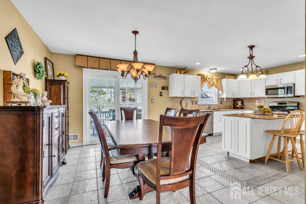 6 Muravski Court, South River, New Jersey image 10