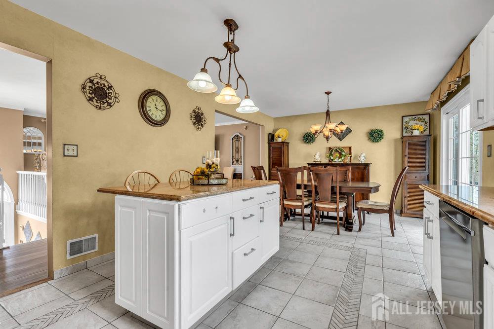 6 Muravski Court, South River, New Jersey image 17