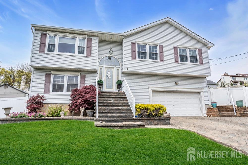 6 Muravski Court, South River, New Jersey image 1