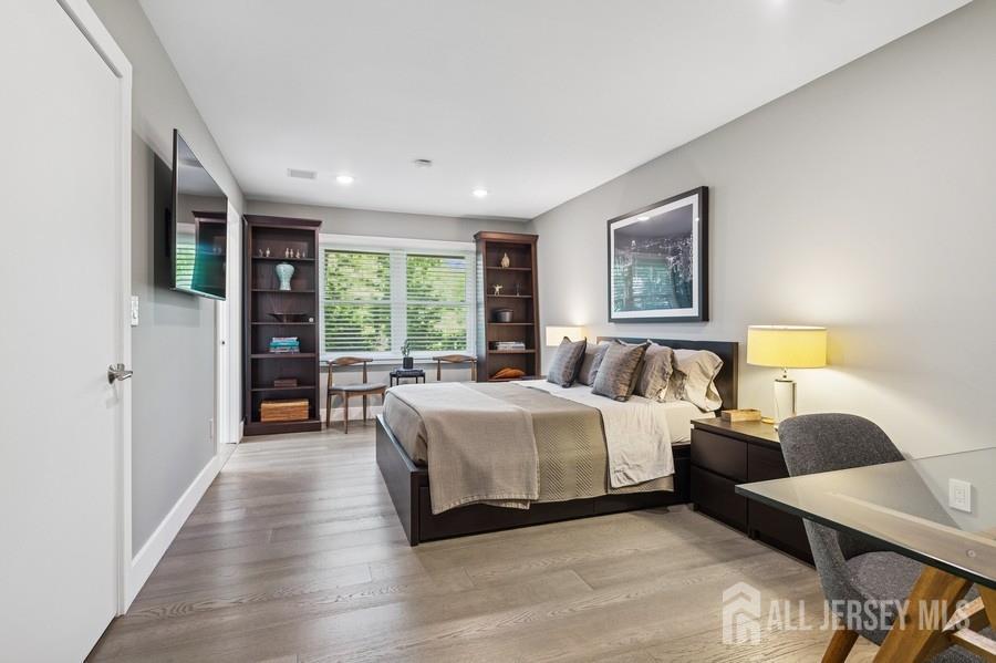 29 Oak Grove Lane, Edison, New Jersey image 17