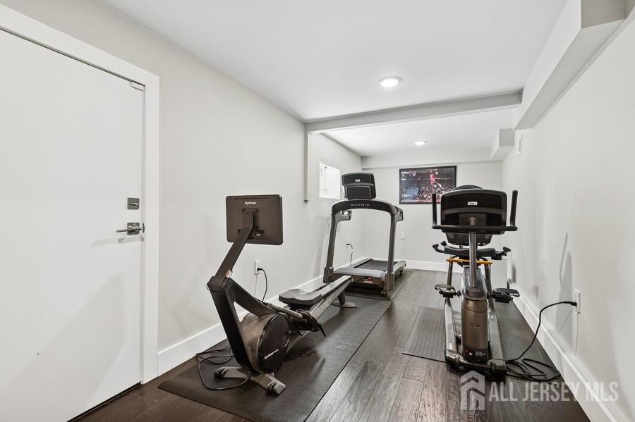 29 Oak Grove Lane, Edison, New Jersey image 28