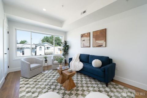Homes For Rent - 67 Virginia Avenue #3<br/> Jersey City, NJ 07304