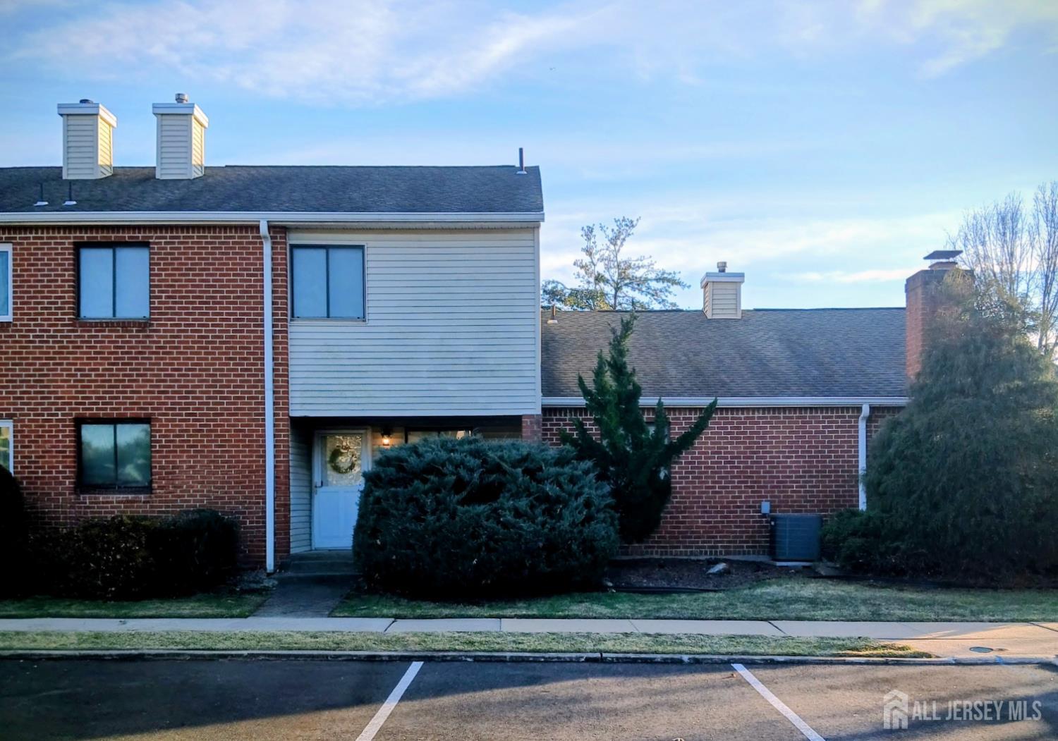 Photo 1 of 15 — 119 Nightingale Court, Old Bridge, NJ 08857